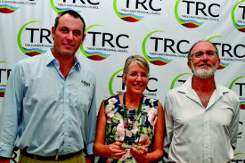 Costa Group’s Ben Turner presnted Mungalli Creek Dairy with the Sustainability Contribution Award.
