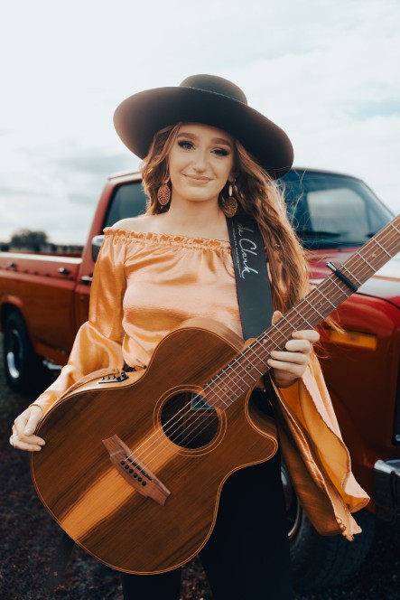18-year-old country artist from Bundaberg Keely Ellen will be performing at the Mareeba Rodeo on Saturday night.