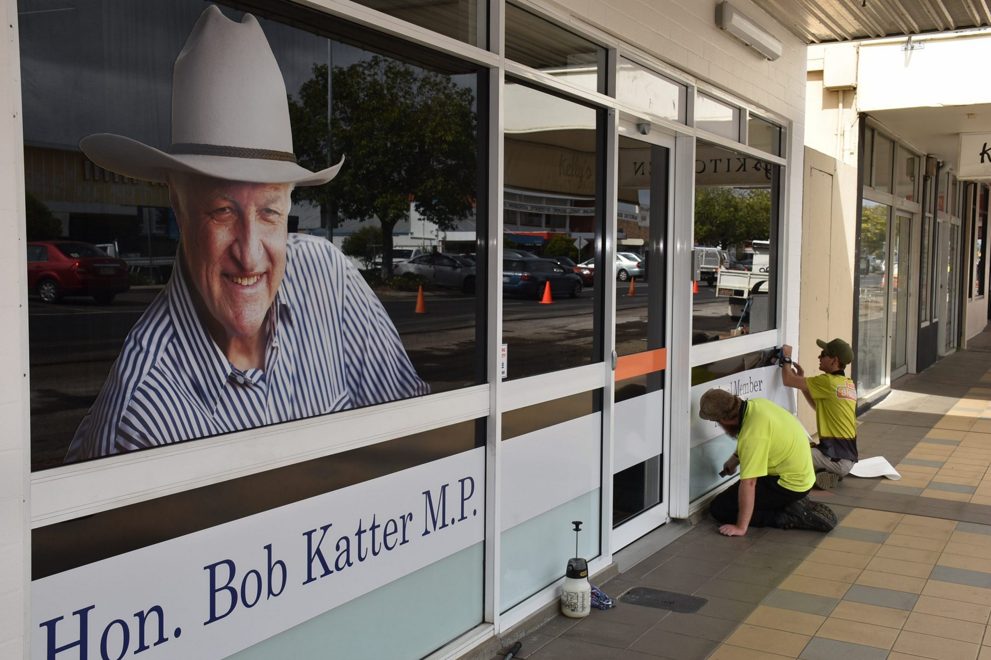 Katter office is open for business - feature photo