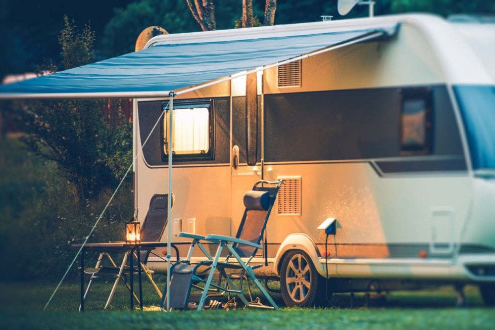 Backyard caravans to help housing - feature photo