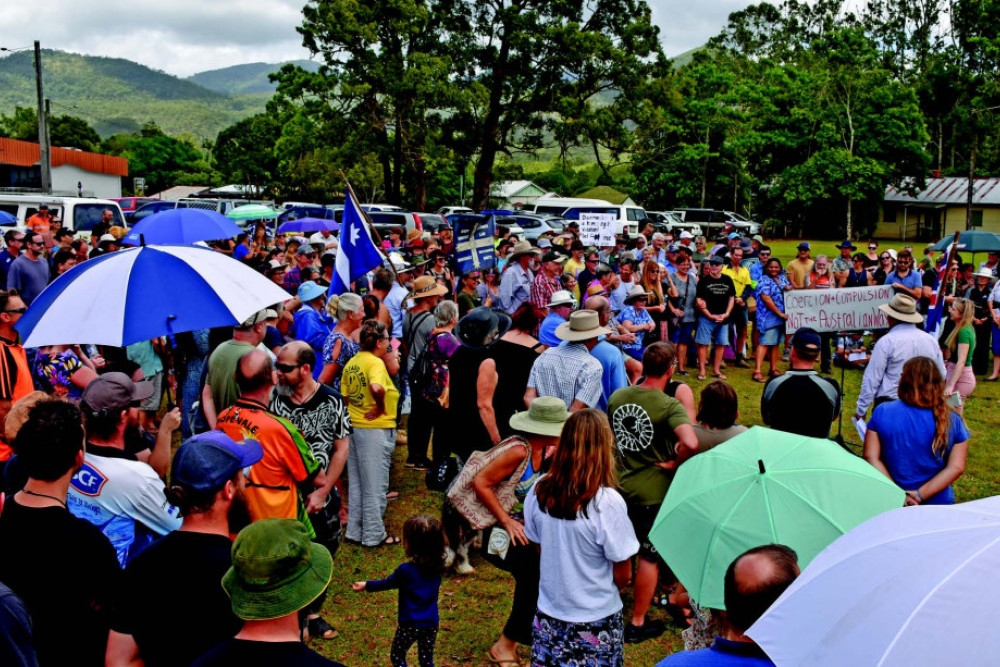 Hundreds of Tablelands locals turned out to a rally in Atherton last week openly opposing the Queensland Government’s new vaccine mandate.