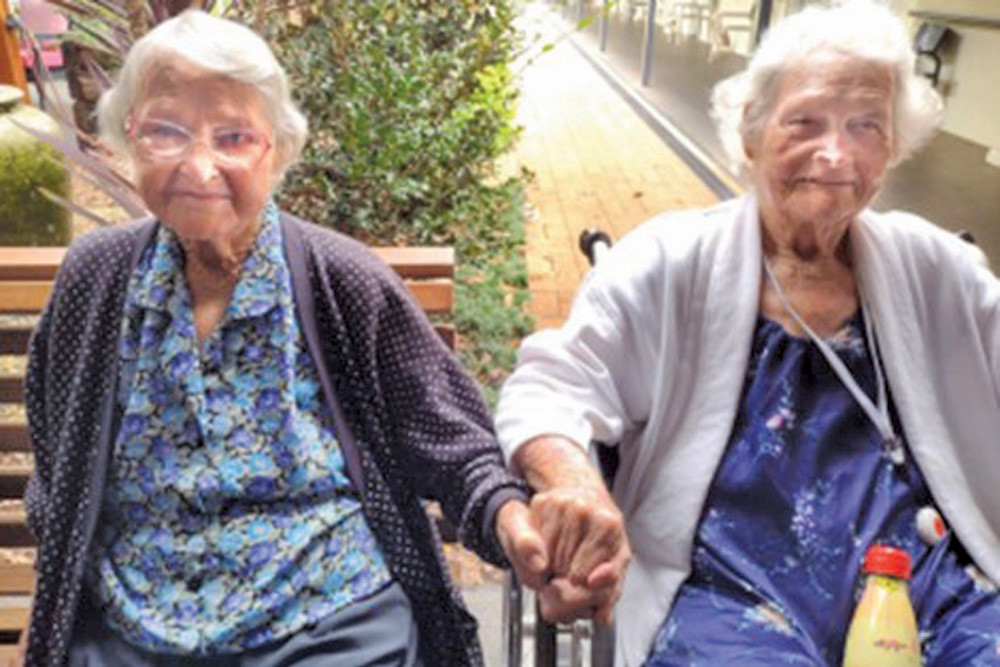 Joyce and Sheila together at Carinya Home of the Aged in 2021