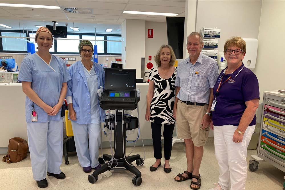 Atherton Hospital Perioperative Services Nurse Unit Manager Lena Bath, Director of Medical Services Dr Liz Hawkins, Laura and Tom Draper and Atherton Hospital Friends of the Foundation president Mary Fitzsimons.