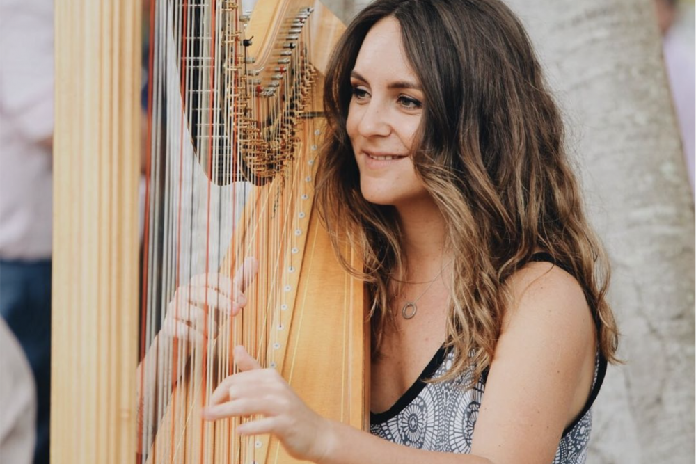 Loni Fitzpatrick and FNQ Harp Connect are hosting a magical weekend of harp playing at Quinola Lakes this coming weekend (PHOTO: Kate Nutt Photography)
