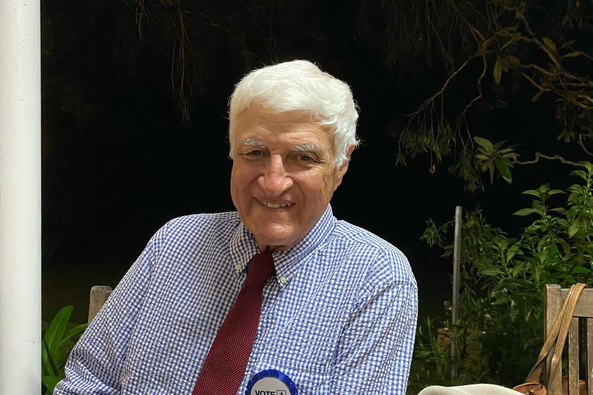 Bob Katter relaxes with his own branded beer after a great win in Saturday’s Federal Election.