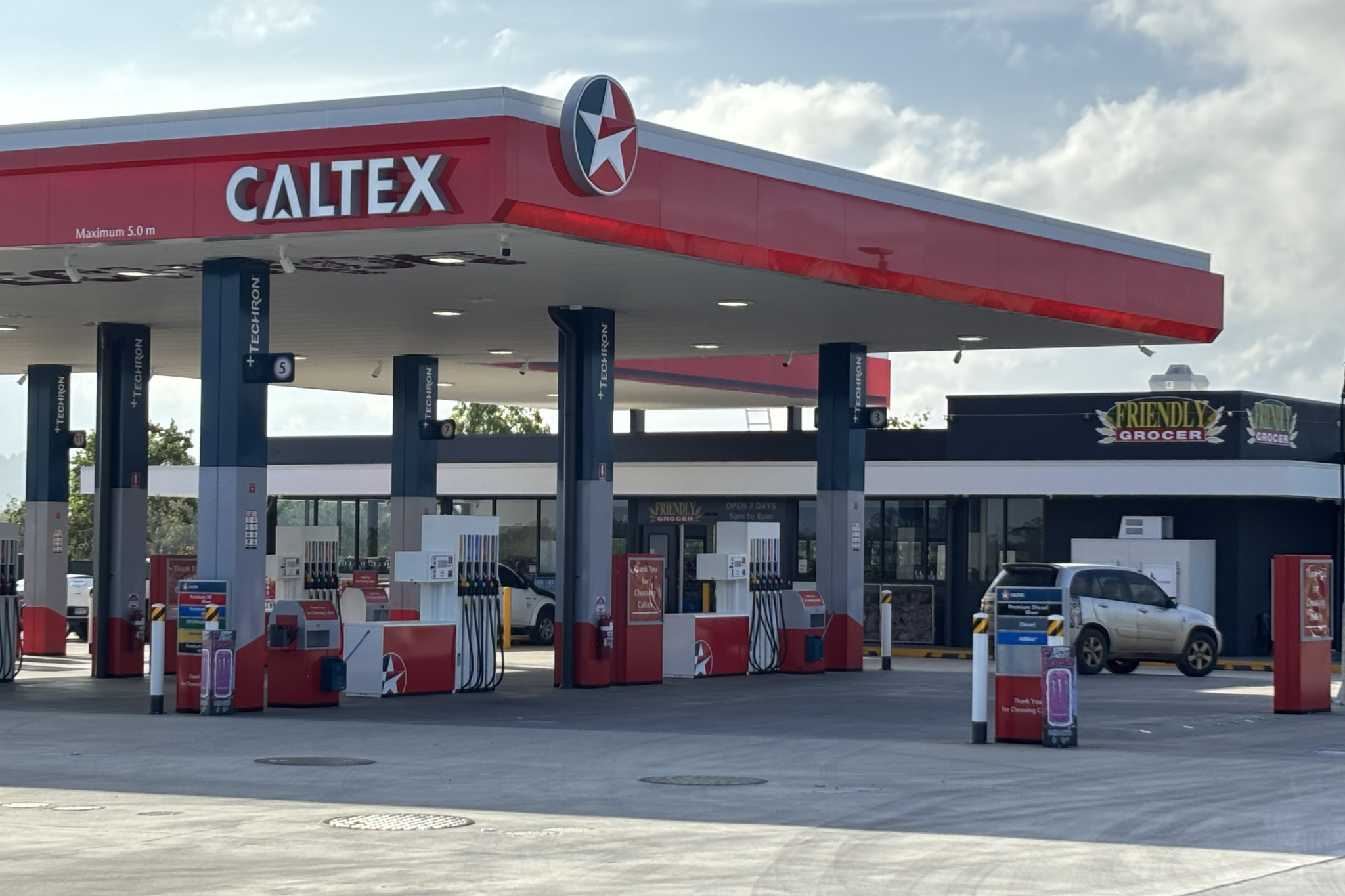 New servo opens - feature photo