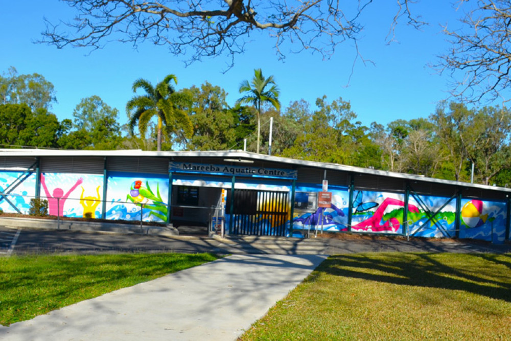 A new mural depicting all things Mareeba has been painted on the outside of the Mareeba Aquatic Centre