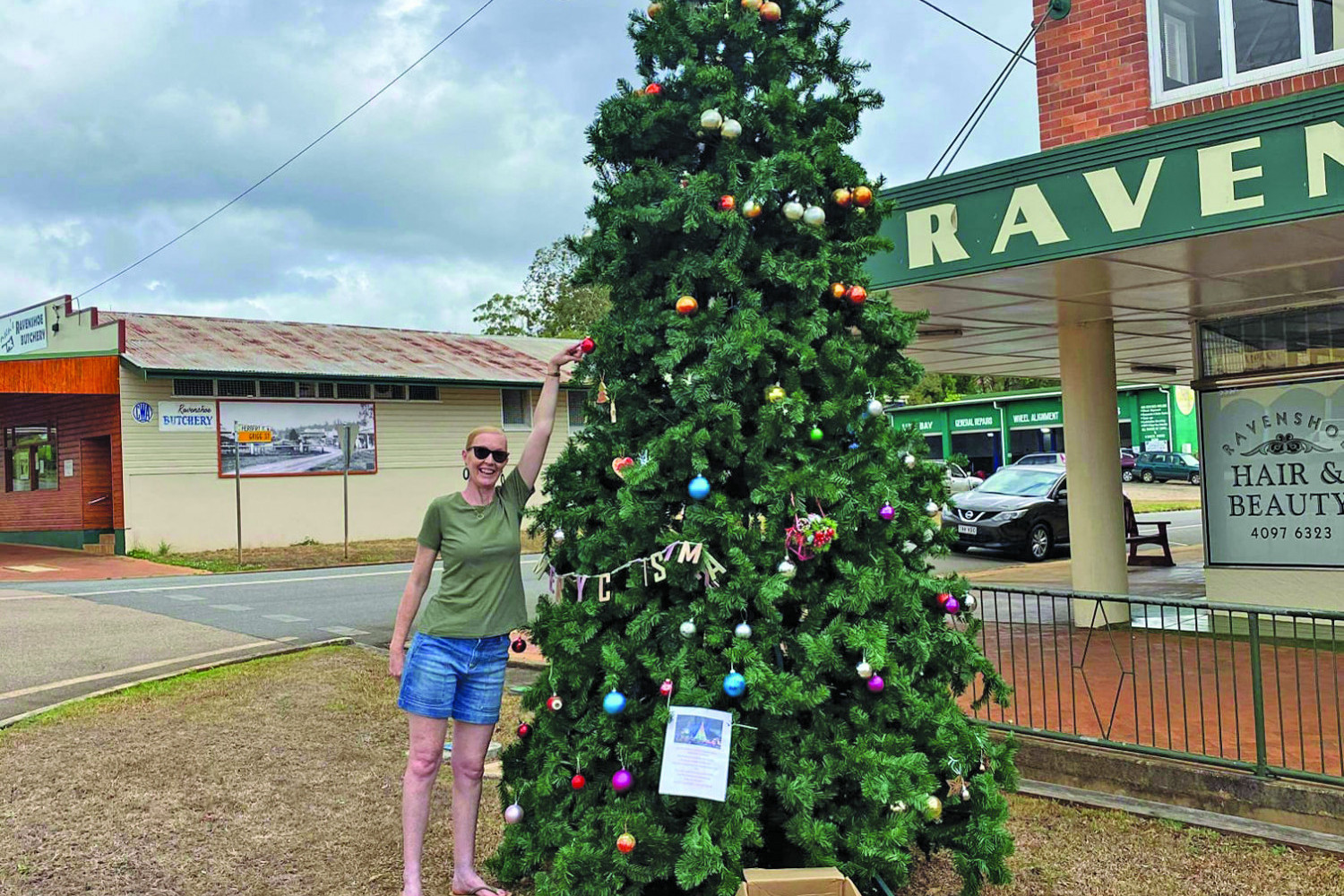 Primary School teacher Justine McDonnell showing how many decorations and baubles had been donated to the Ravenshoe Community Christmas Tree