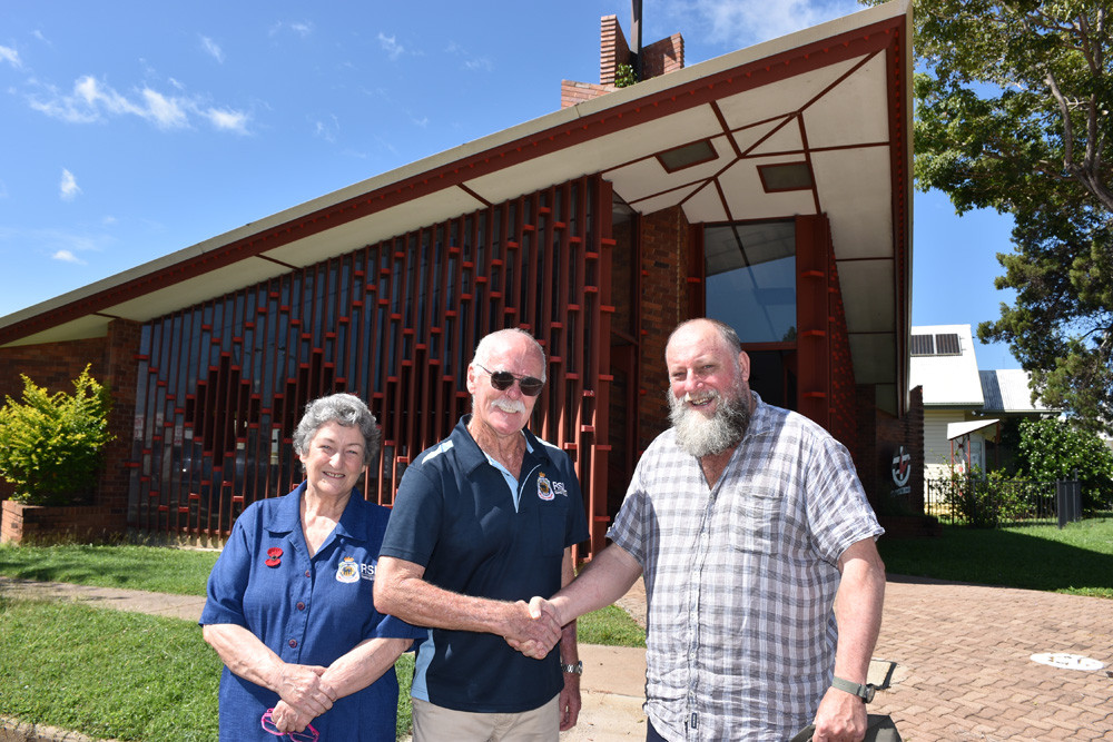 Mareeba RSL Sub-branch secretary Cheryl Powell Emmerson and deputy president Graham Morrow with Acting presbytery minister for North Queensland Reverend Craig Mischewski outside the Mareeba Uniting Church.