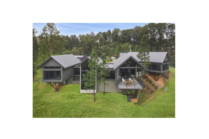 Pine Ridge Retreat, with views over lake Barrine, has won the prestigious 2025 HIA Cairns Home of the Year award.
