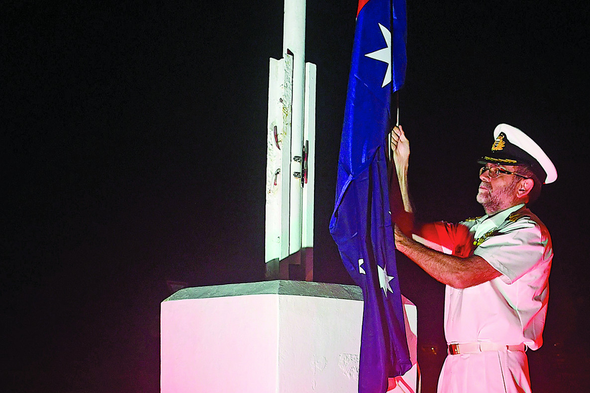 Cenotaph illuminated - feature photo