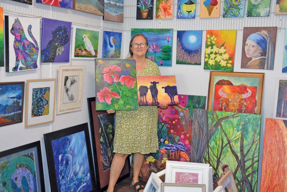 Mareeba artist Gioia Dalla Lana has opened the doors of her home to showcased her art.