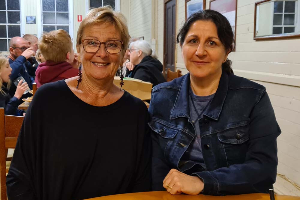 Author Annie Seaton visited the region recently and spent time with local writer Frances Dall’Alba.