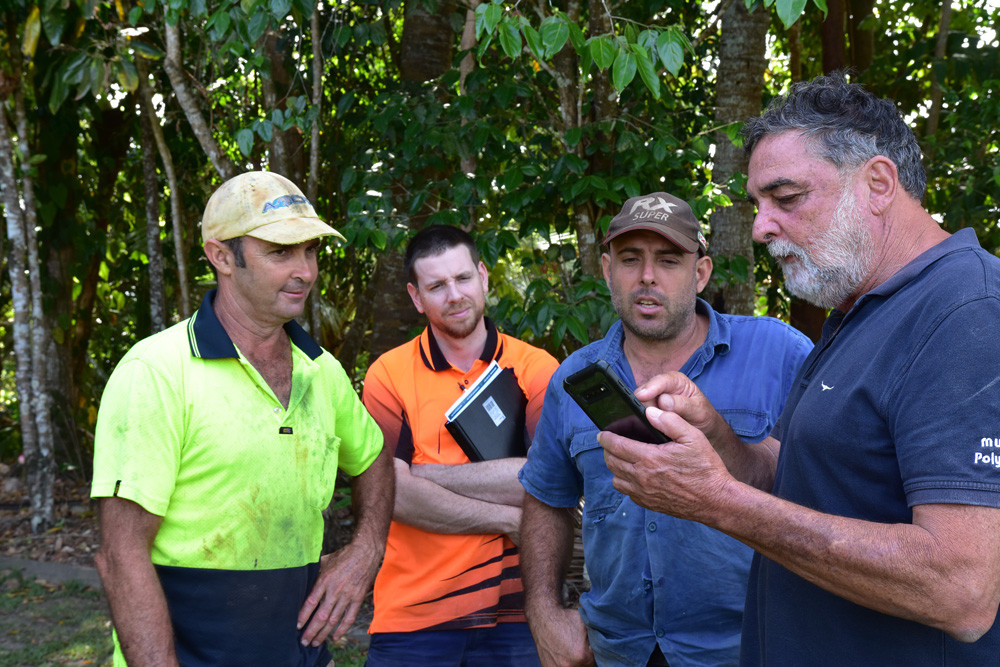 Croptune Product Manager Eldad Sokolowski, Haifa Australia Northern Sales Agronomist Peter Anderson, Lindsay Rural’s Mareeba Aaron Myrteza and Helen Bensilum Farm Manager at Kureen Farming, check out the new app with their Shephard and Hass avocado plantations
