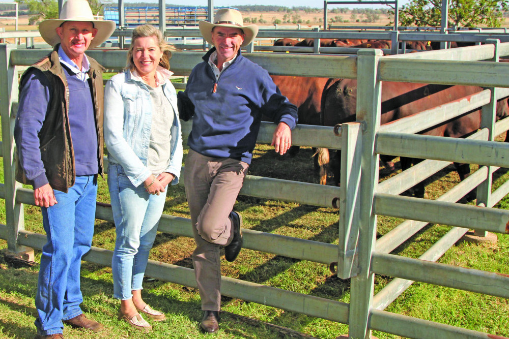 Rosevale principal David Greenup with Tallangalook owners Alison and Nick Trompf at the sale. PHOTO CREDIT: SALLY GALL, QUEENSLAND COUNTRY LIFE