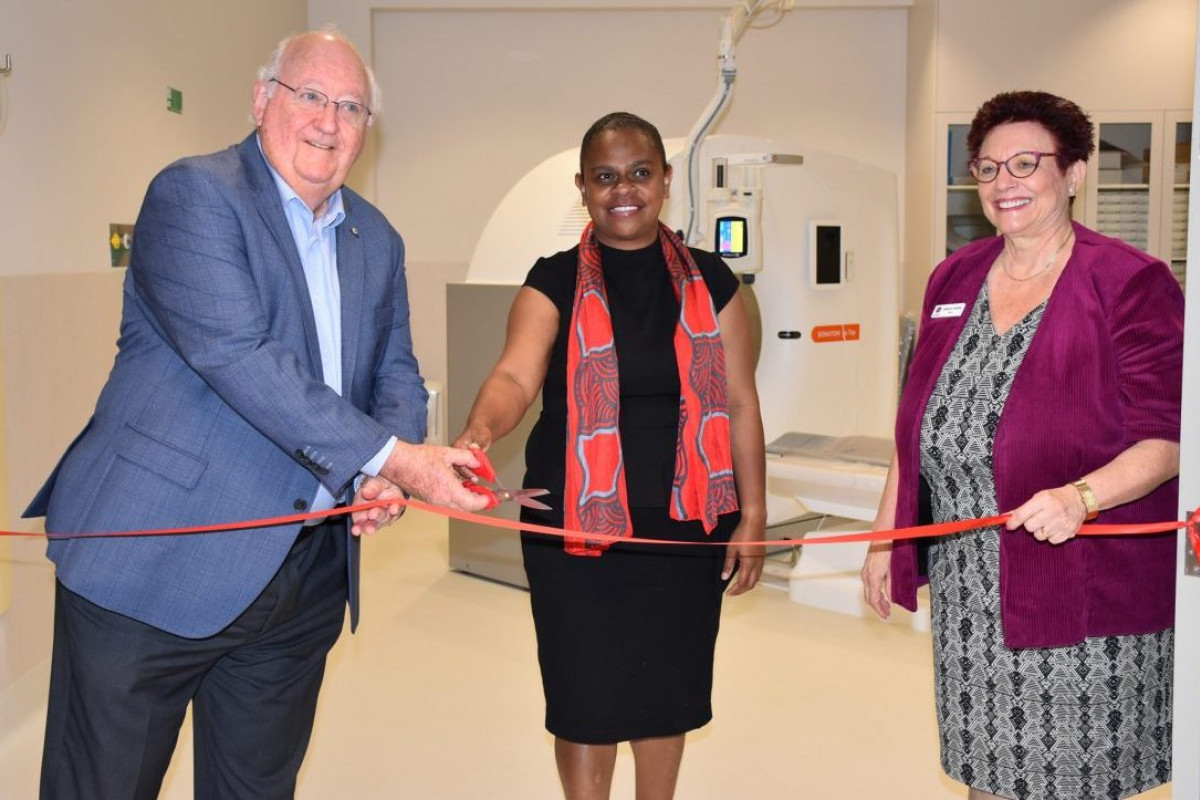 Ribbon cut on new CT scanner - feature photo