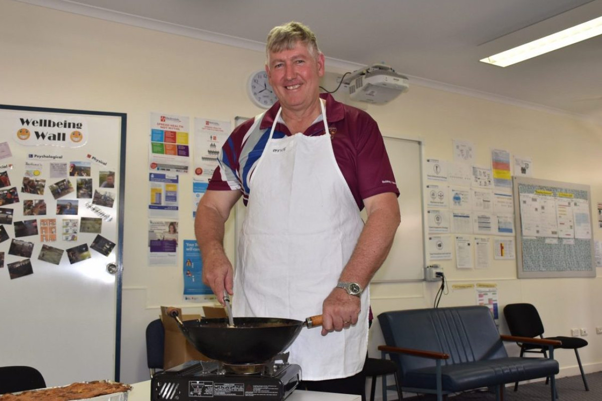 Teacher’s aides rewarded with BBQ - feature photo
