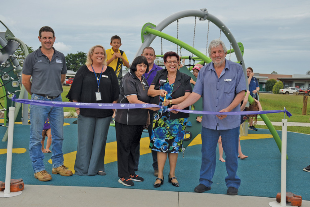 Mareeba Shire Councillors cut the ribbon, officially opening the Amaroo Park.