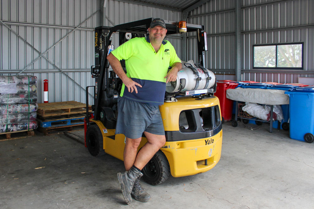 Endeavour supported employee and Mareeba local, Brad, is currently undertaking his forklift licence with Endeavour’s support.