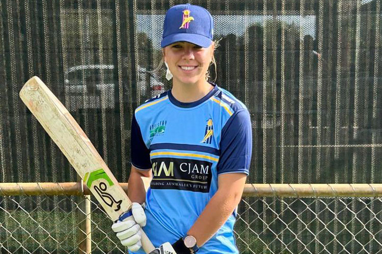 Mareeba’s Brooke Butler is the recipient of the Gold Coast Dolphins/CFN scholarship.