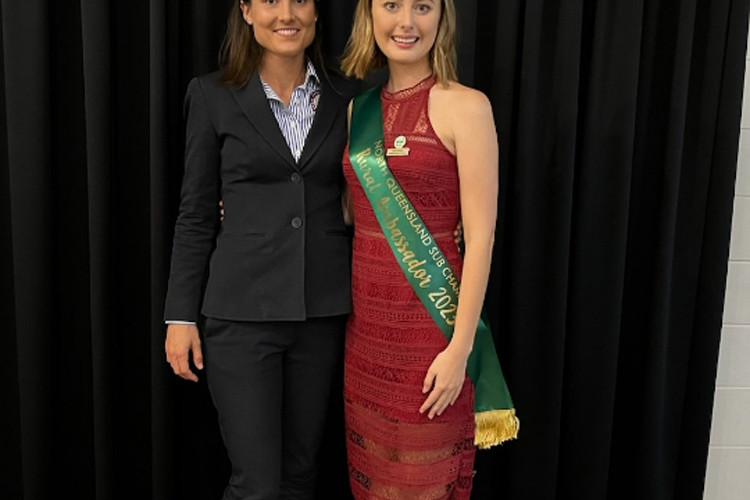 Rikki Payne 2023 North Queensland Rural Ambassador (right) with 2022 North Queensland Ambassador Mariah Chiesa (Cairns Show) (left