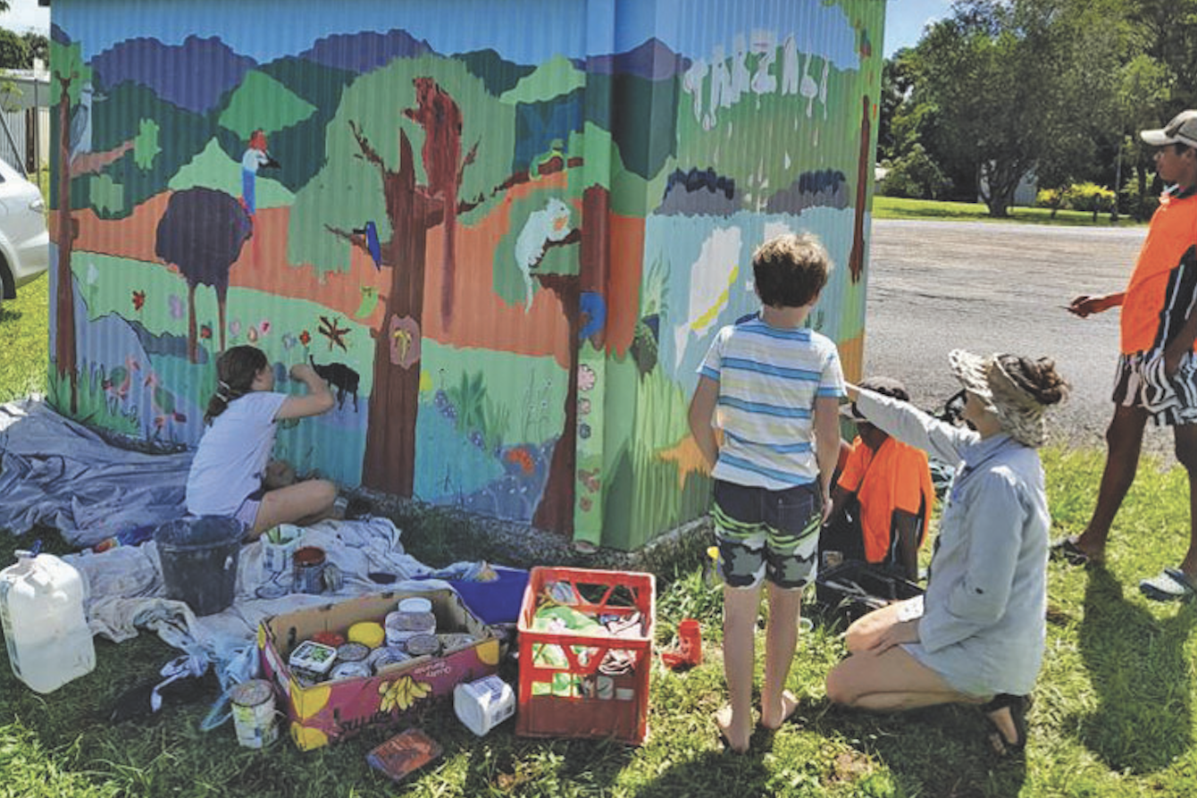 Lyndel Turpin received a $1100 RADF grant to run workshops with young people to paint a bus shelter in Tarzali.