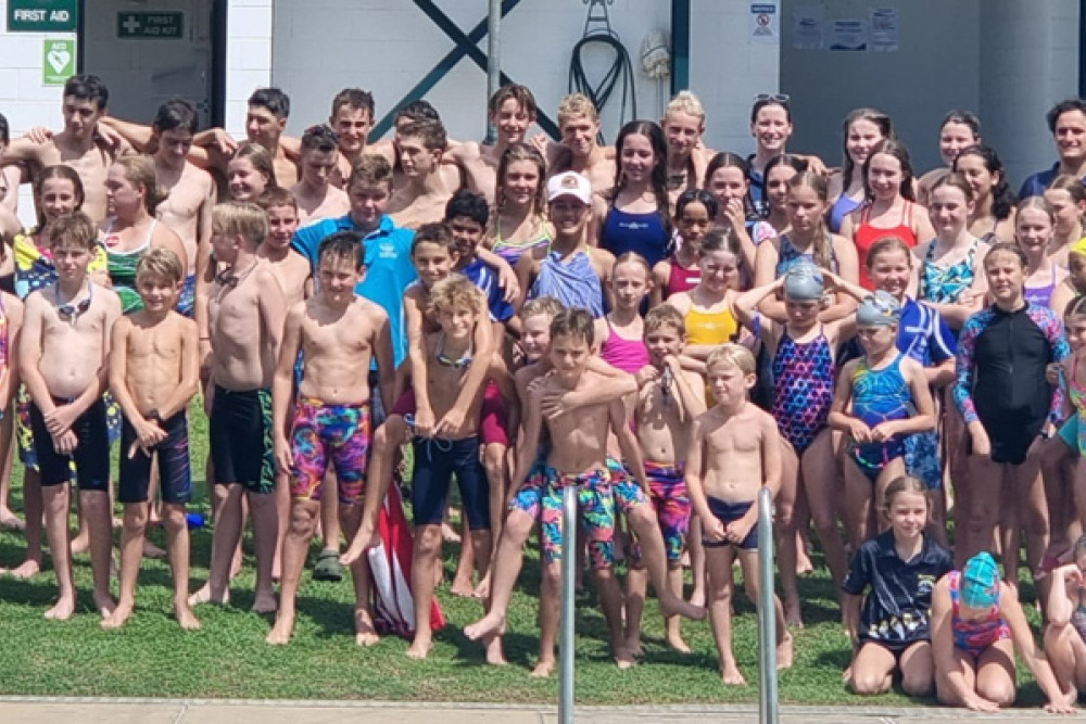 Swimmers benefit from free clinic - feature photo