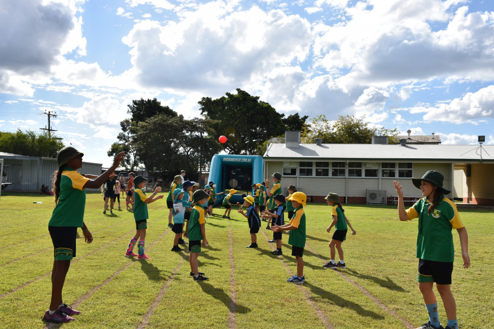 More than 30 kids attended a new six week cricket program in Dimbulah that was launched last Wednesday