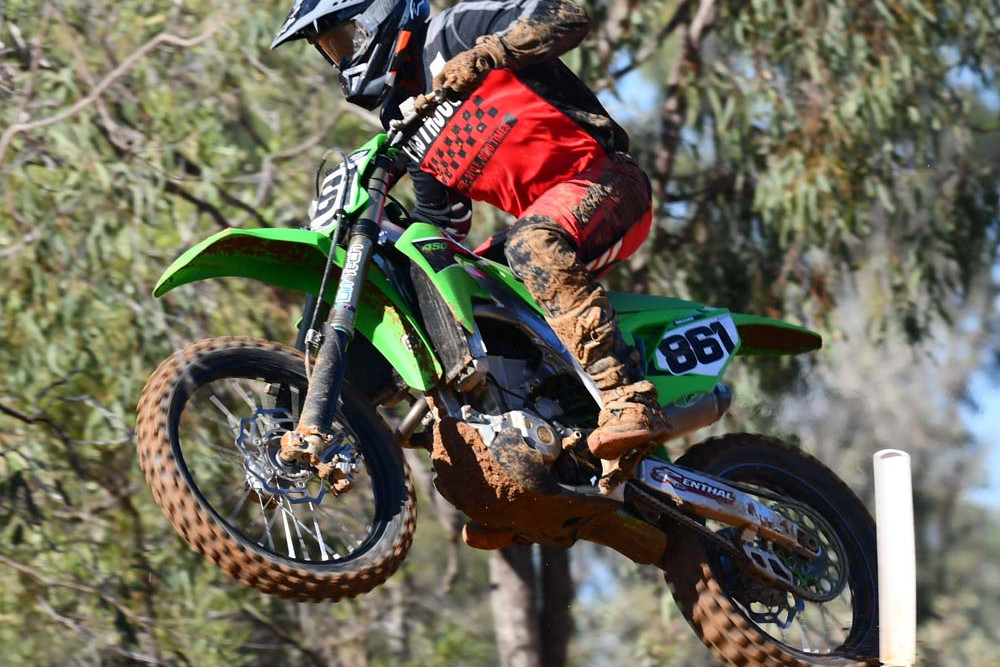 MX champions take on Mareeba track - feature photo