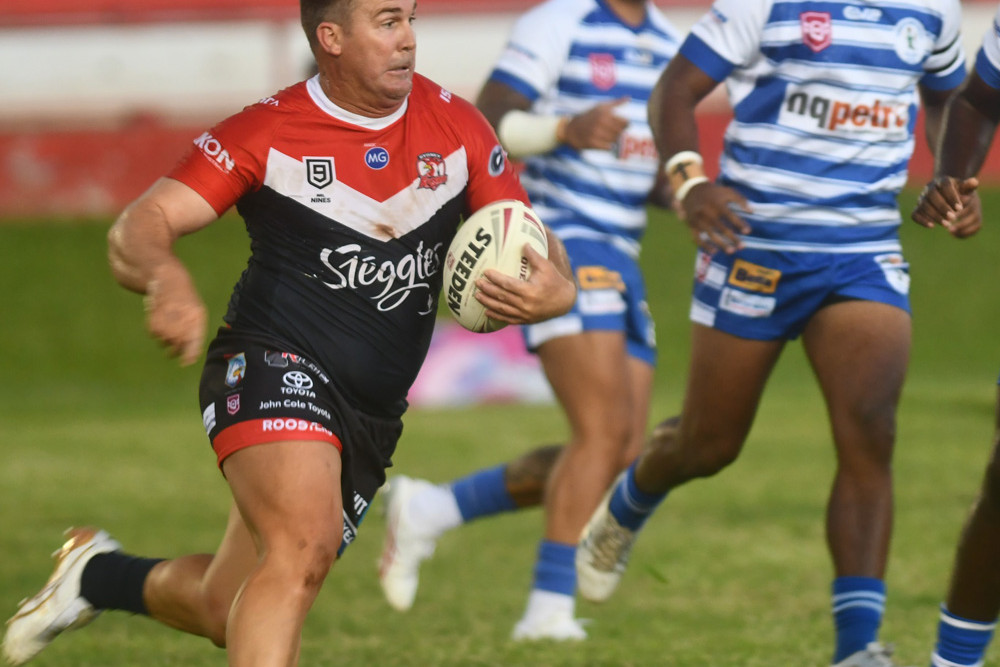 Former NQ Cowboy Scott Bolton debuted for the Senior Roosters on Saturday night.