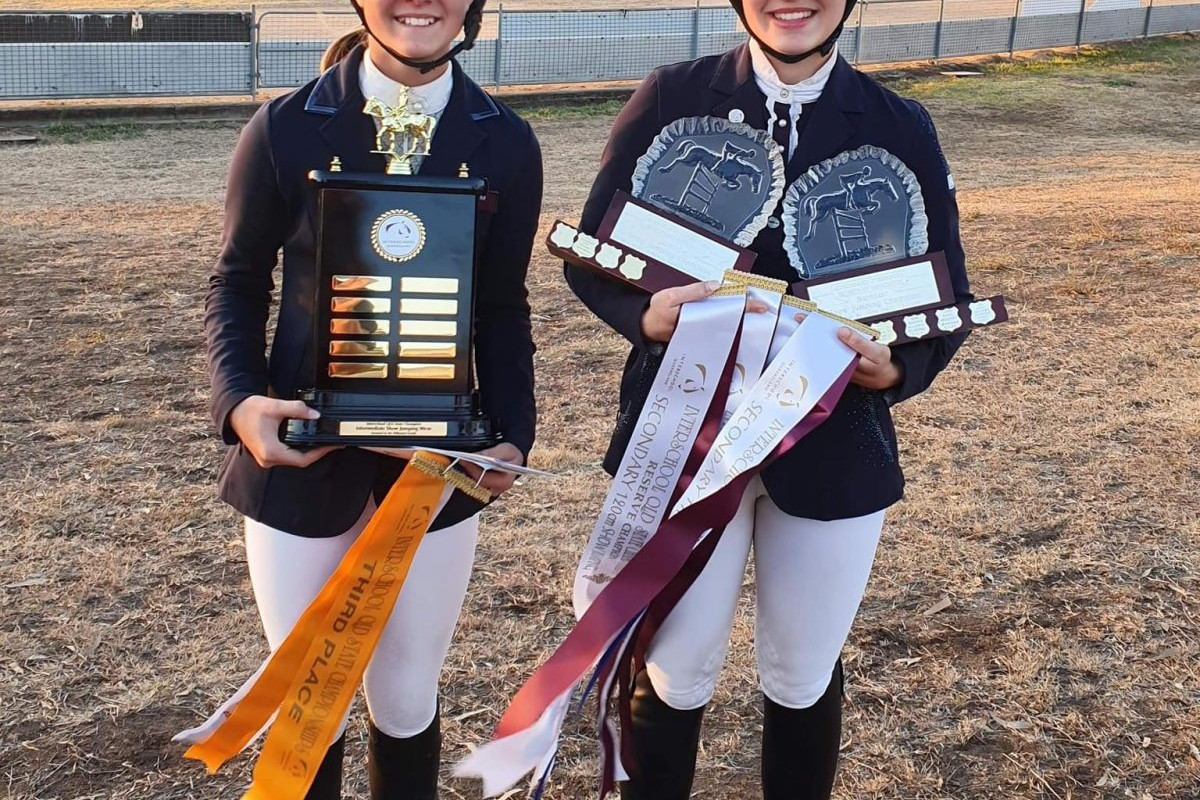 Sisters showjumping success - feature photo