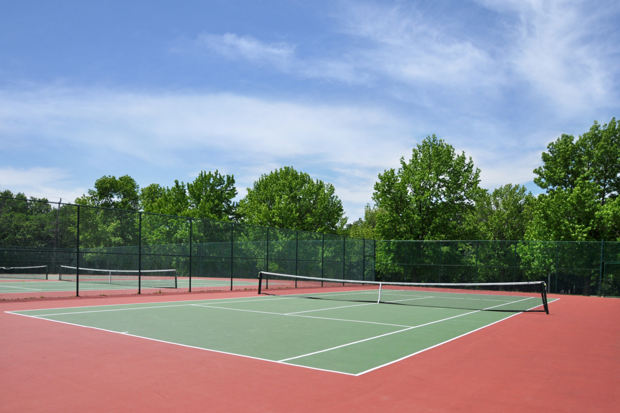 Better lighting for tennis - feature photo