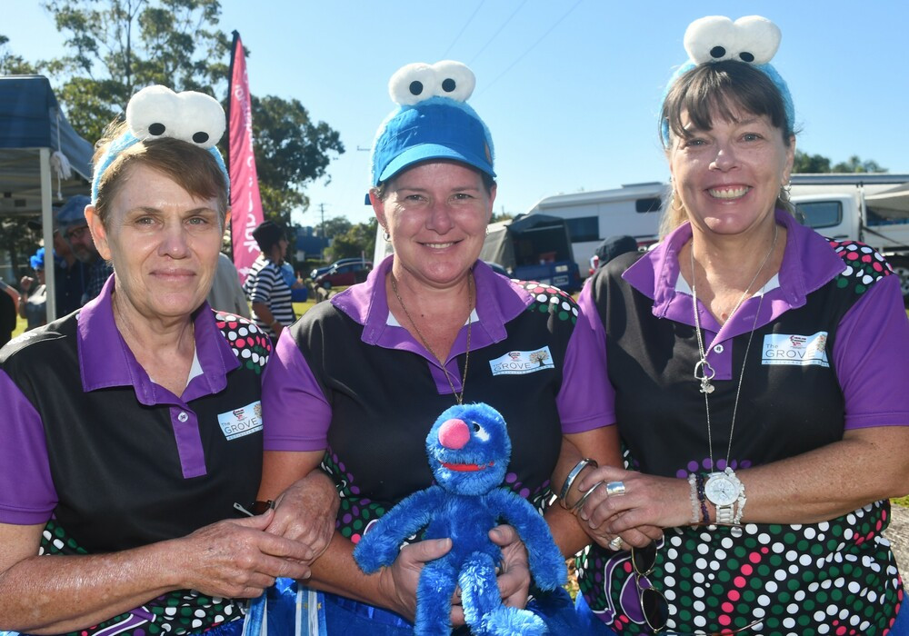 TCL Grovers Girls, Dianne Cortis, Carrie deBrueys and Brooke Dunshea.