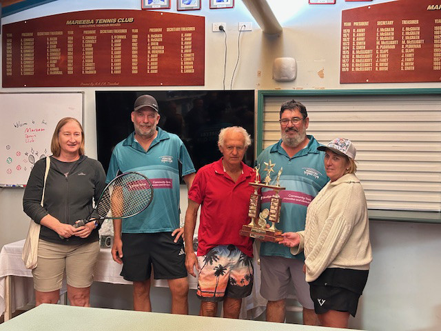 Craig’s Cupcakes: Deanna Percy (left), Greg Nason, Ian Meyer, Craig Bulst, and Anita Stoddart.